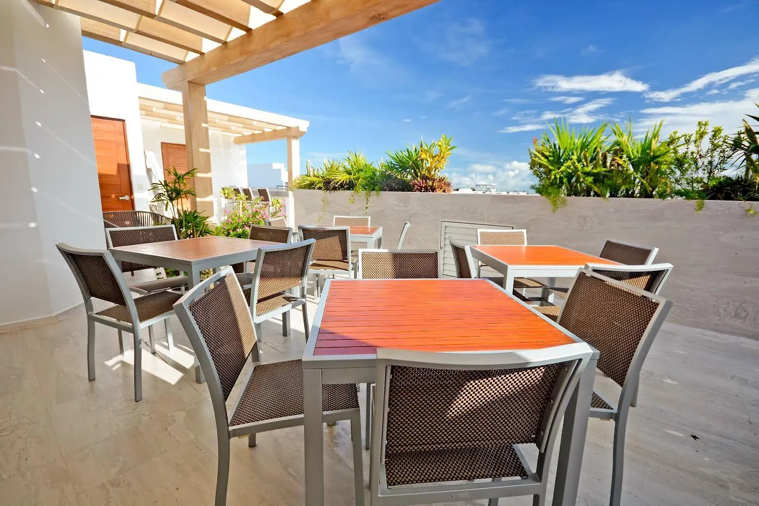 1Br Holiday Apartment Steps From The Beach! Playa del Carmen
