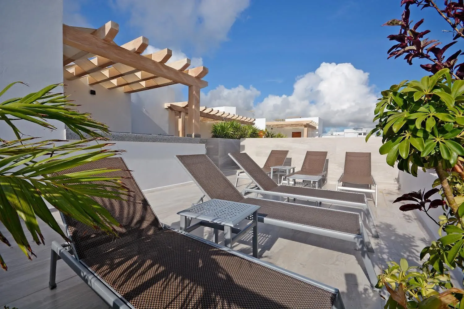 1Br Holiday Apartment Steps From The Beach! Playa del Carmen